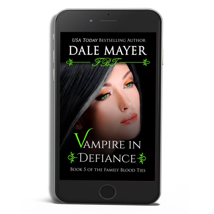 Vampire in Defiance: Family Blood Ties Book 5