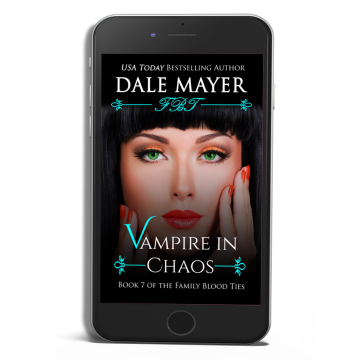 Vampire in Chaos: Family Blood Ties Book 7