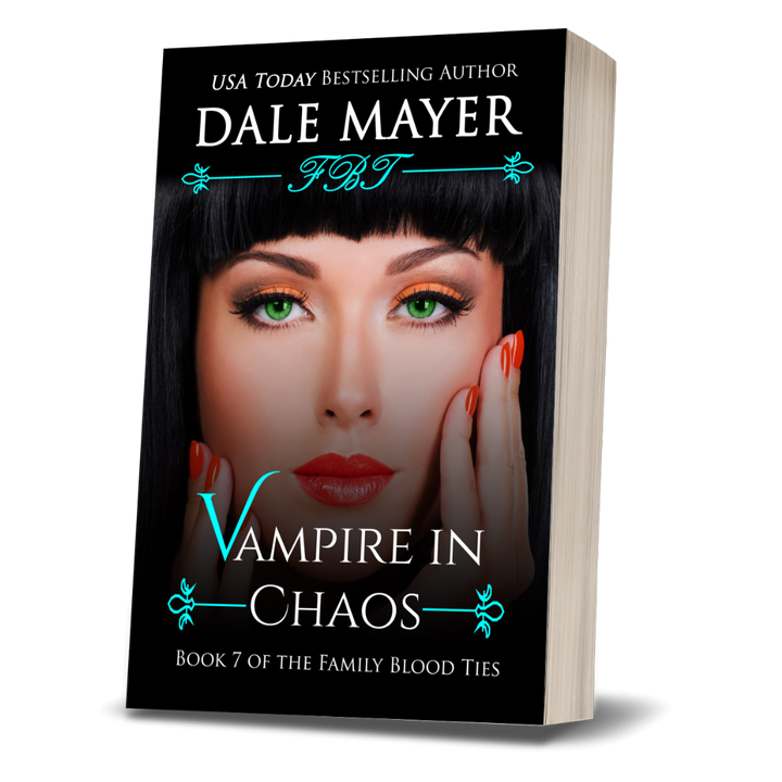 Vampire in Chaos: Family Blood Ties Book 7