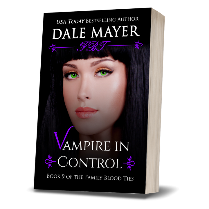 Vampire in Control: Family Blood Ties Book 9