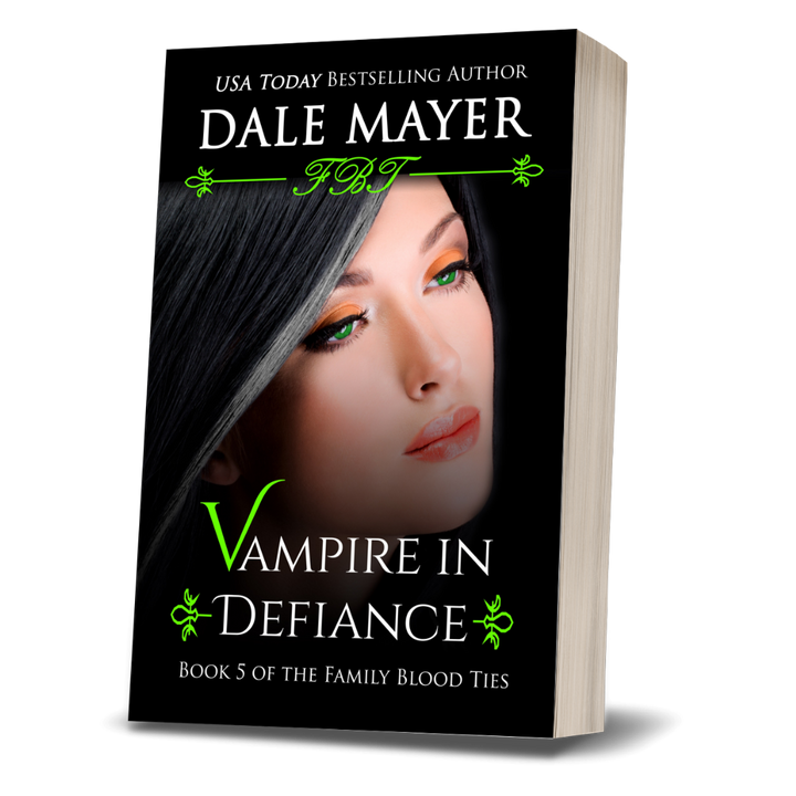Vampire in Defiance: Family Blood Ties Book 5