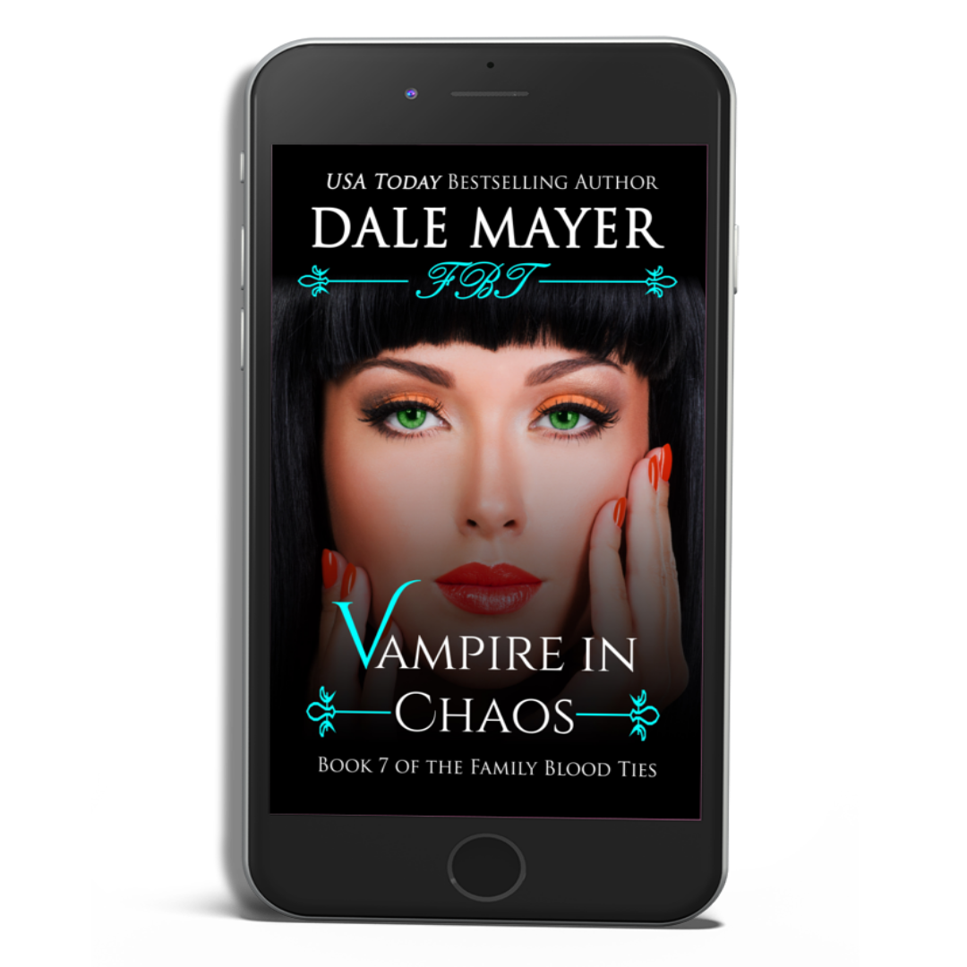 Vampire in Chaos: Family Blood Ties Book 7