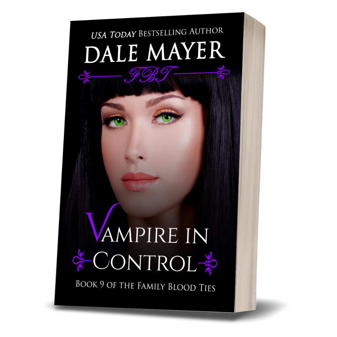Vampire in Control: Family Blood Ties Book 9